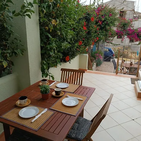 Apartment Seaside 2 *