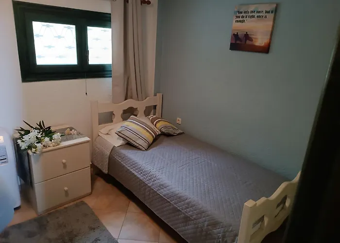 Seaside 2 * Emborios