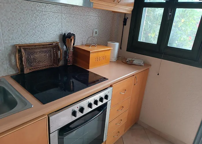 Seaside 2 * Emborios